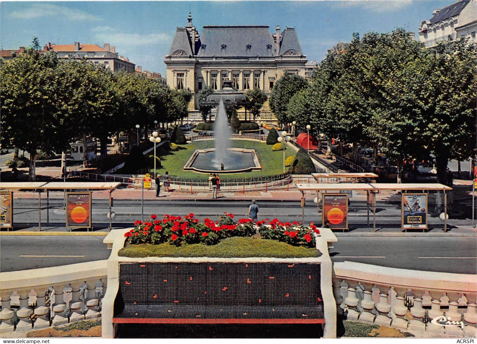 Saint Etienne Place Jean Jaures Et Prefecture 9(scan Recto-verso) MA2249 - Saint Etienne