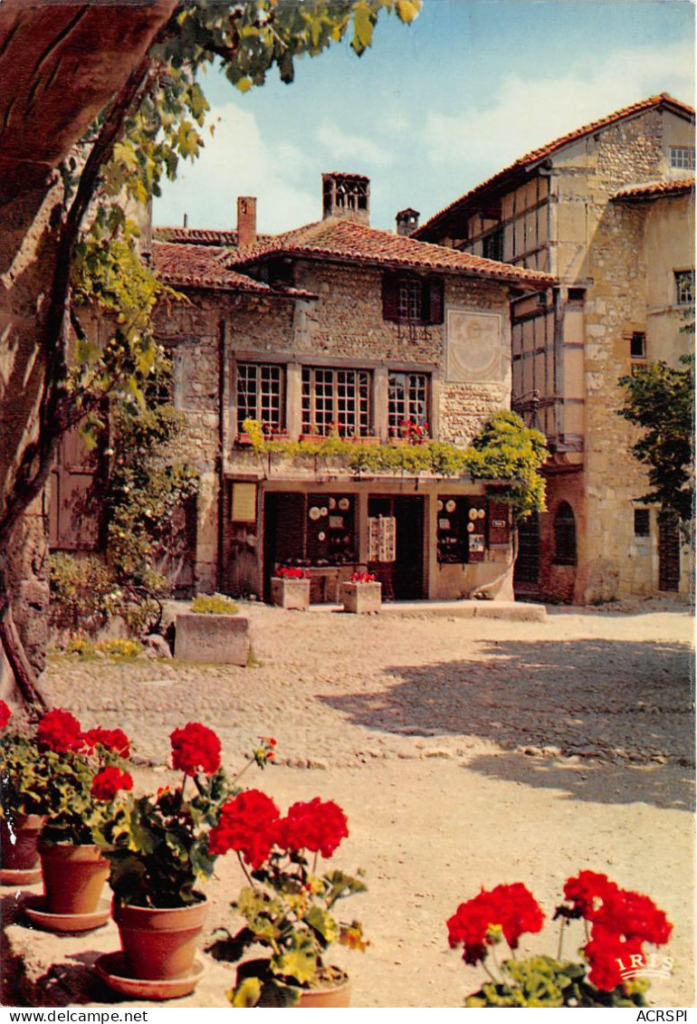 Cite Medievale De Perouges Place Et Maison Du Cadran 28(scan Recto-verso) MA2265 - Pérouges