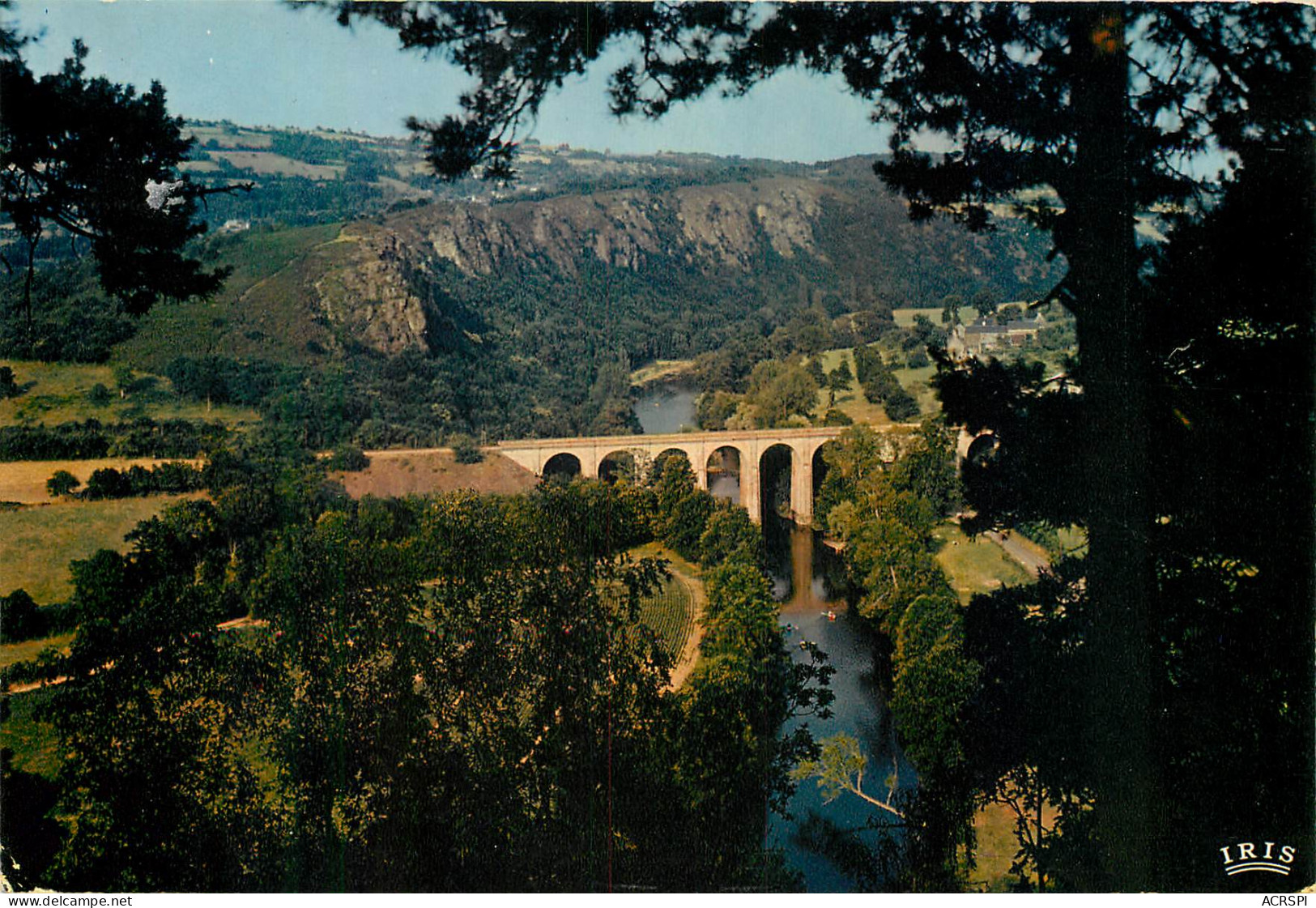 CLECY Les Bords De L Orne Le Viaduc Et Les Rochers Des Parcs 15(scan Recto-verso) MB2384 - Clécy