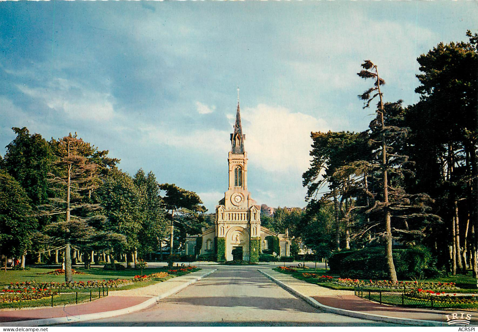 DEAUVILLE PLAGE FLEURIE L Eglise Et Le Parc 11(scan Recto-verso) MB2387 - Deauville