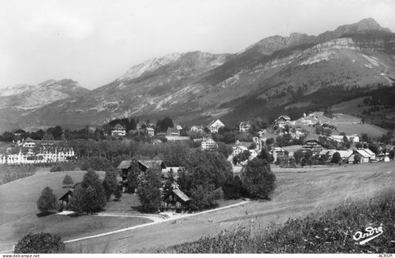 VILLARD DE LANS L'Adret Les Heures Claires Et Quartier Des Pierres  42  (scan Recto-verso)MA2268Ter - Villard-de-Lans