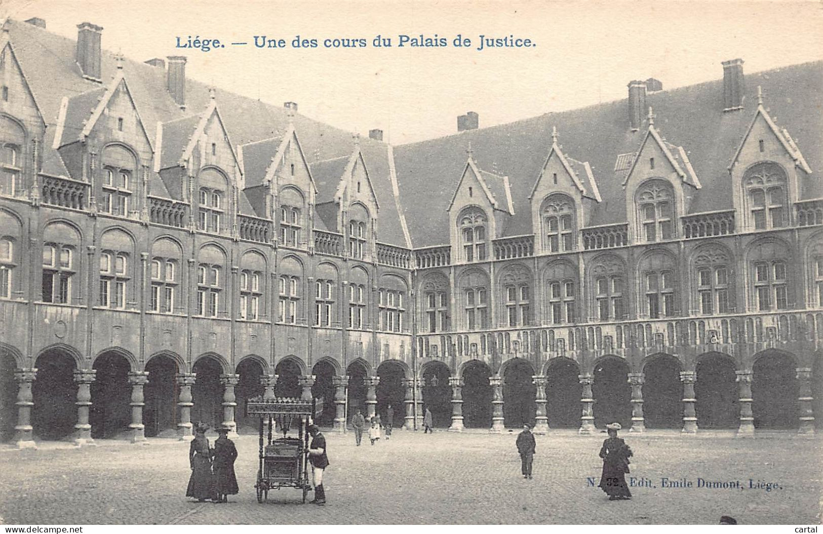 LIEGE - Une Des Cours Du Palais De Justice. - Liege