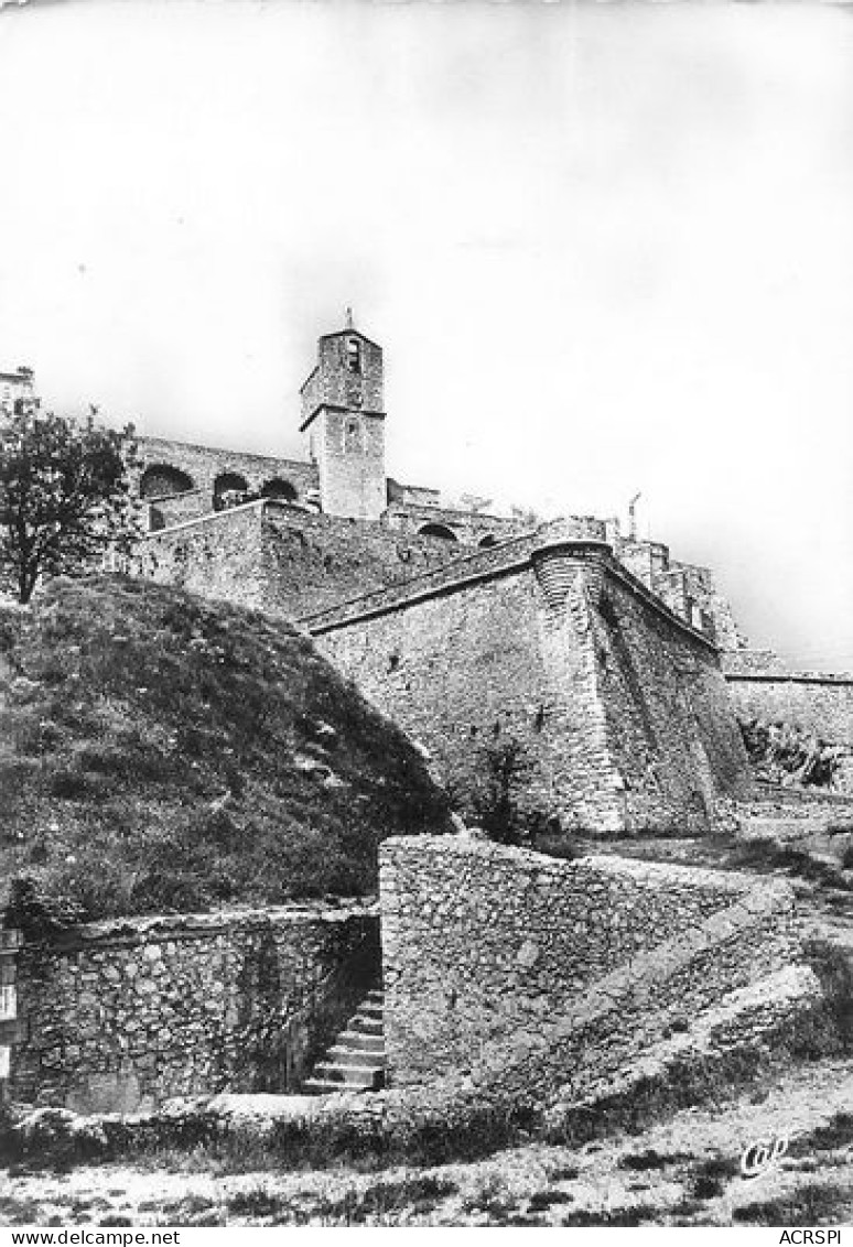 SISTERON  Les Remparts Et La Citadelle  13   (scan Recto-verso)MA2275Bis - Sisteron