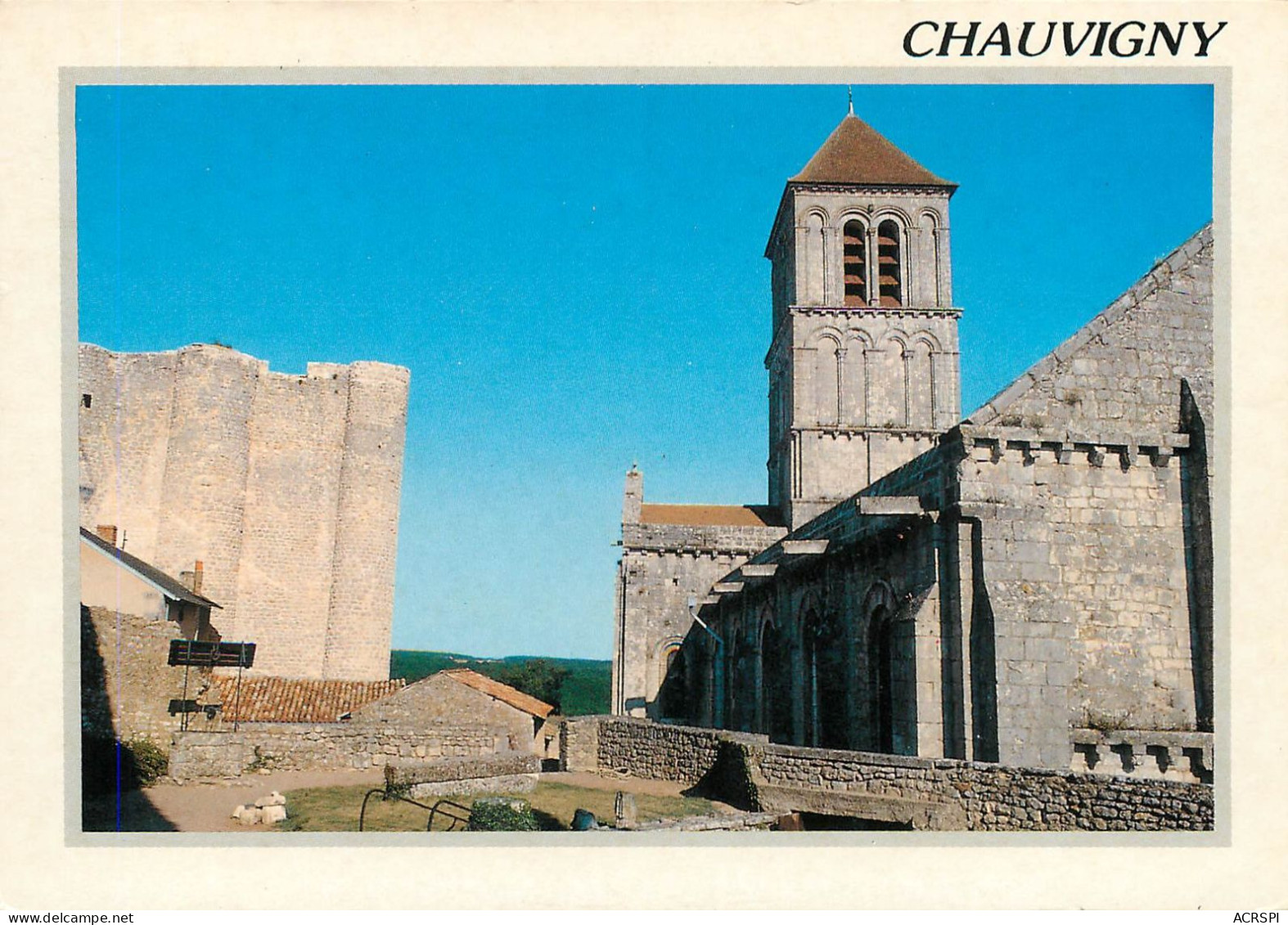 Chauvigny  église Saint Pierre 33   (scan Recto-verso)MA2280Ter - Chauvigny