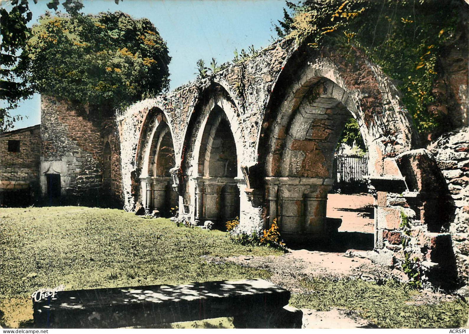 SAINT LEONARD De Noblat  Ruines De L'abbaye  15   (scan Recto-verso)MA2279 - Saint Leonard De Noblat