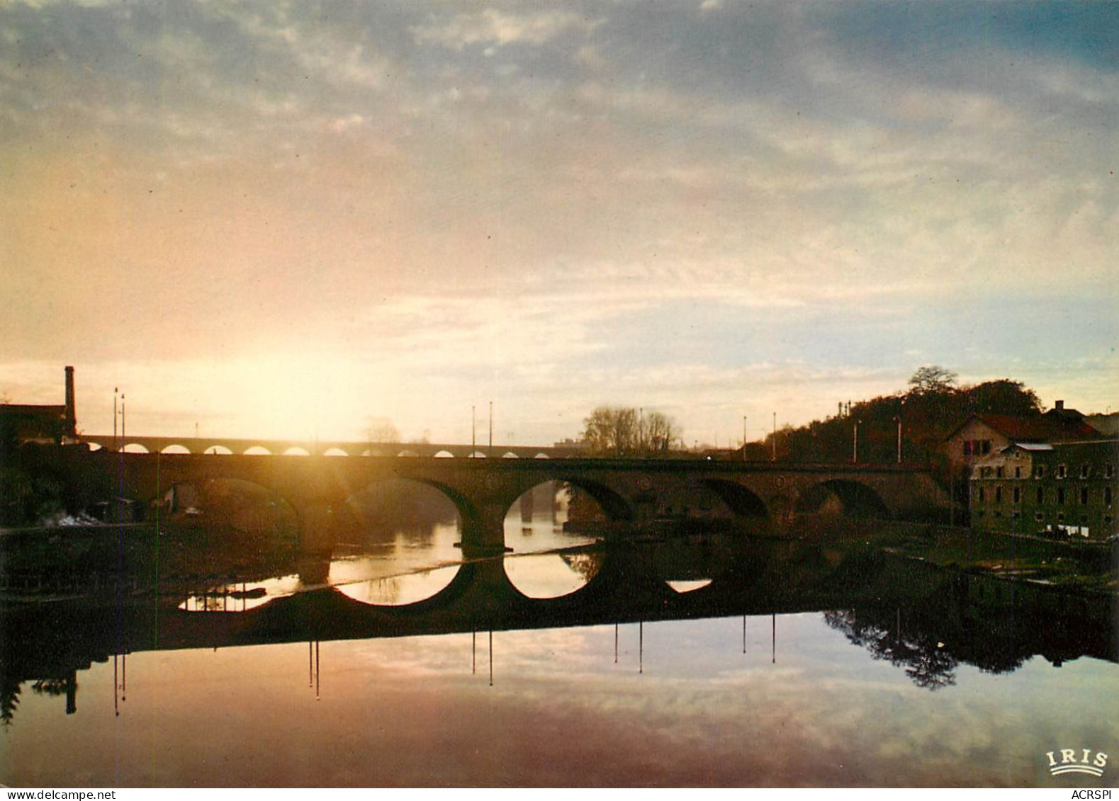 LIMOGES  Le Pont De La Révolution  17   (scan Recto-verso)MA2278Ter - Limoges