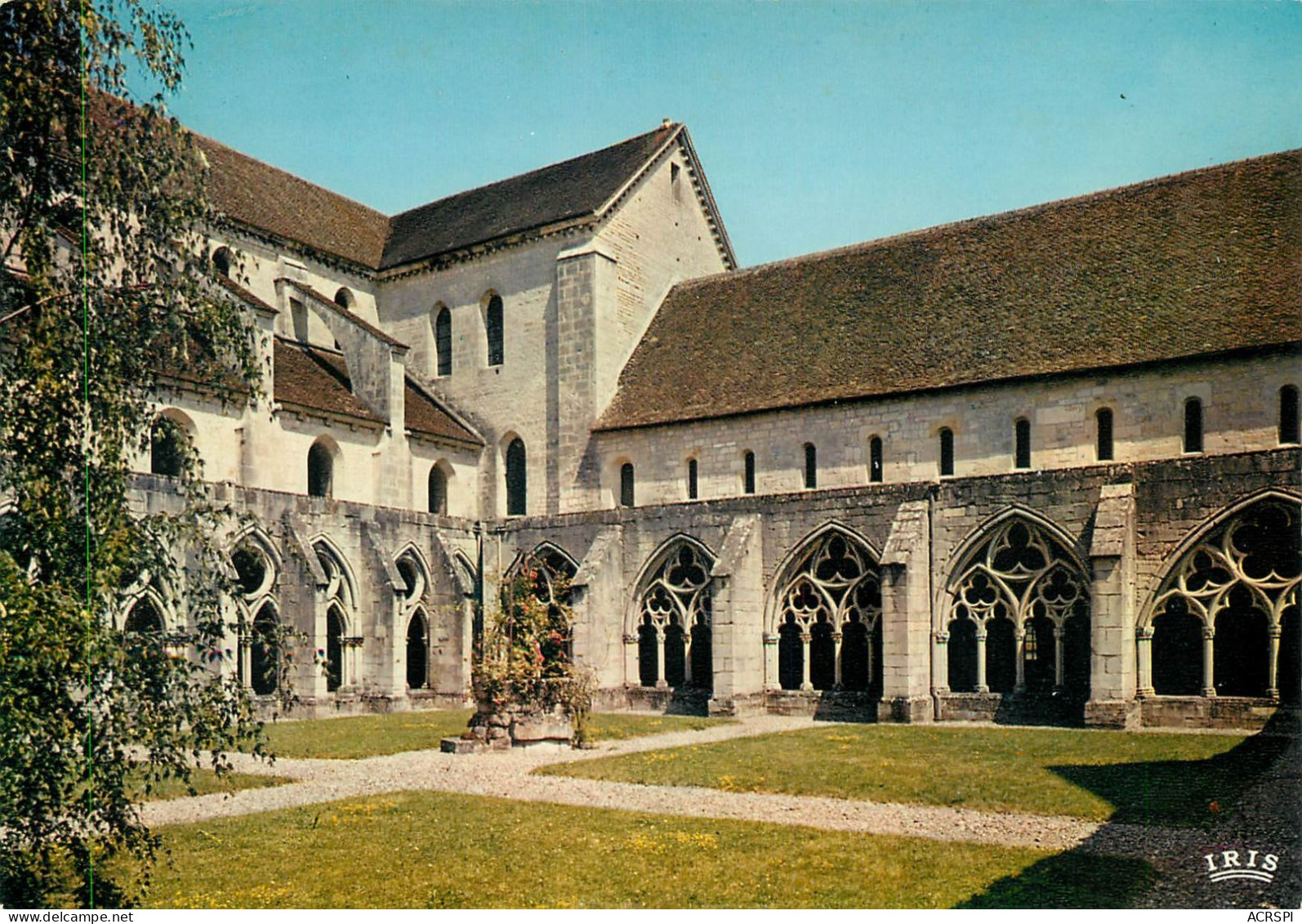 Abbaye De NOIRLAC  Le Cloitre  Bruère-Allichamps Près De Saint-Amand-Montrond  31  (scan Recto-verso)MA2284Ter - Saint-Amand-Montrond