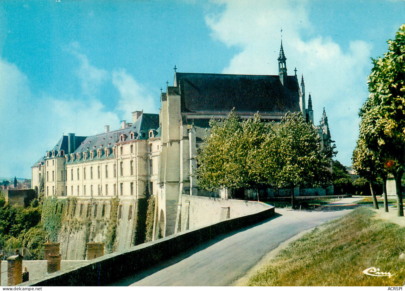 THOUARS  Le Chateau 26 (scan Recto-verso)MA2286Ter - Thouars