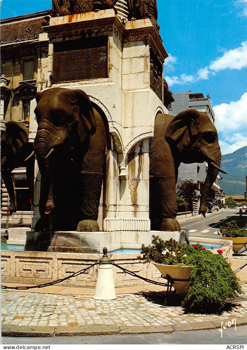 CHAMBERY  Fontaine Des éléphants 4 Sans Q   10 (scan Recto-verso)MA2290Bis - Chambery