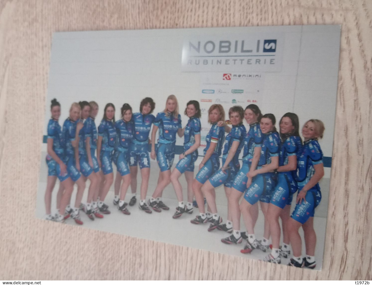 Cyclisme Cycling Ciclismo Ciclista Wielrennen Radfahren NOBILI-RUBINETTERIE-MENIKINI-COGEAS WOMEN TEAM 2005 - Cycling