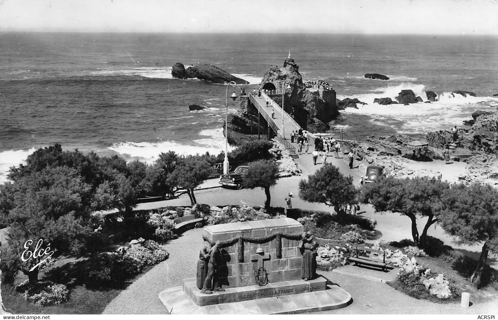 BIARRITZ  Monument Aux Morts   21 (scan Recto-verso)MA2297 - Biarritz