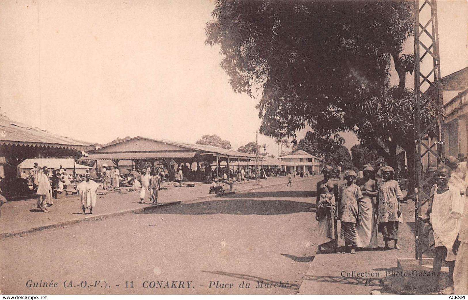 GUINEE CONAKRY  Place Du Marché  57 (scan Recto-verso)MA2298Vic - Guinée Française