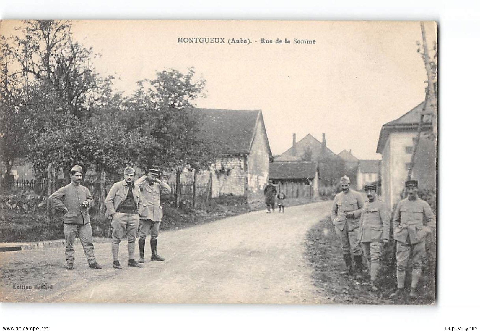 MONTGUEUX - Rue De La Somme - Très Bon état - Other & Unclassified