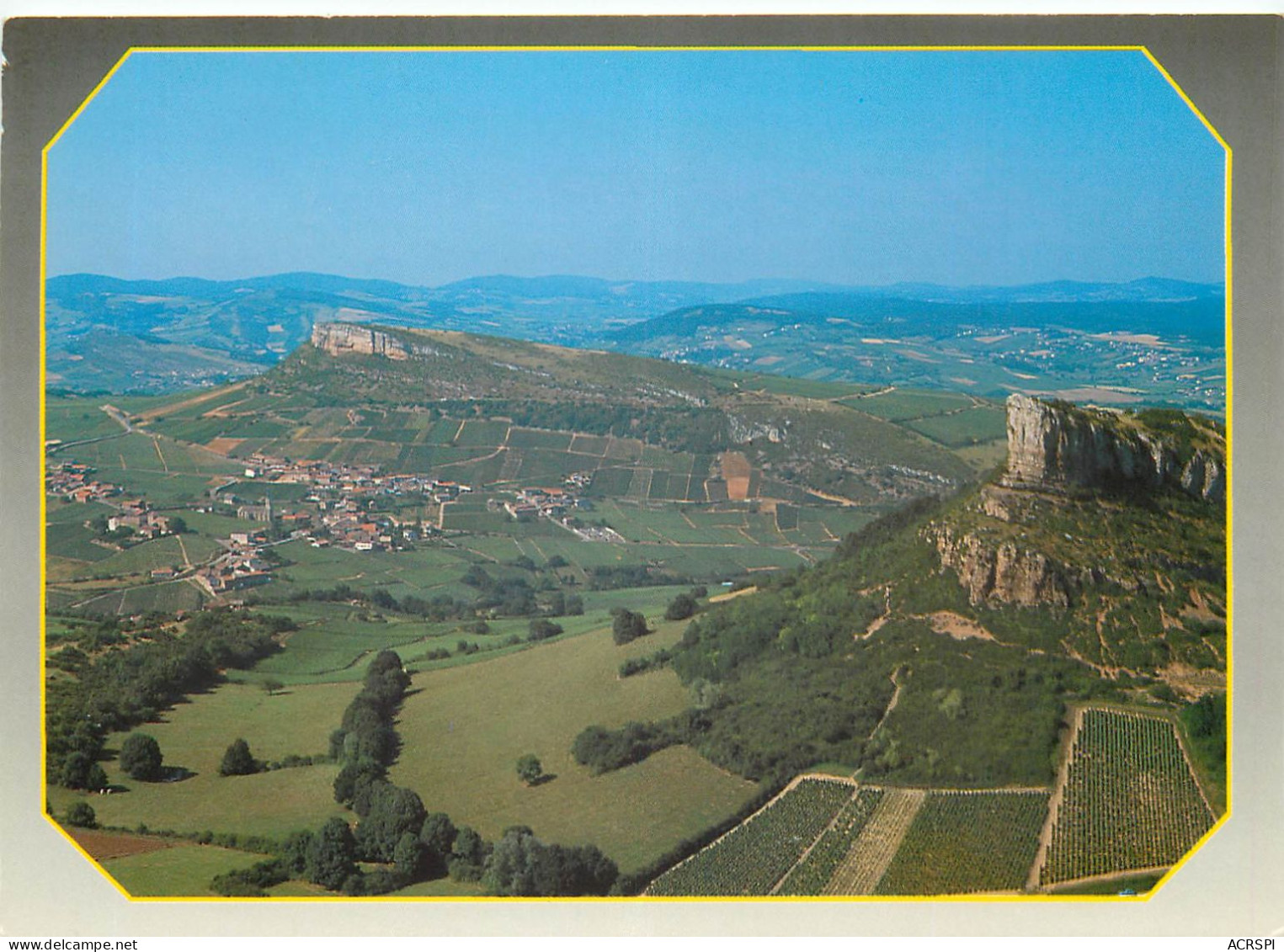  Environs De MACON Vue Aerienne De La Celebre Roche De Solutre Et Vergisson 1(scan Recto-verso) MC2457 - Macon