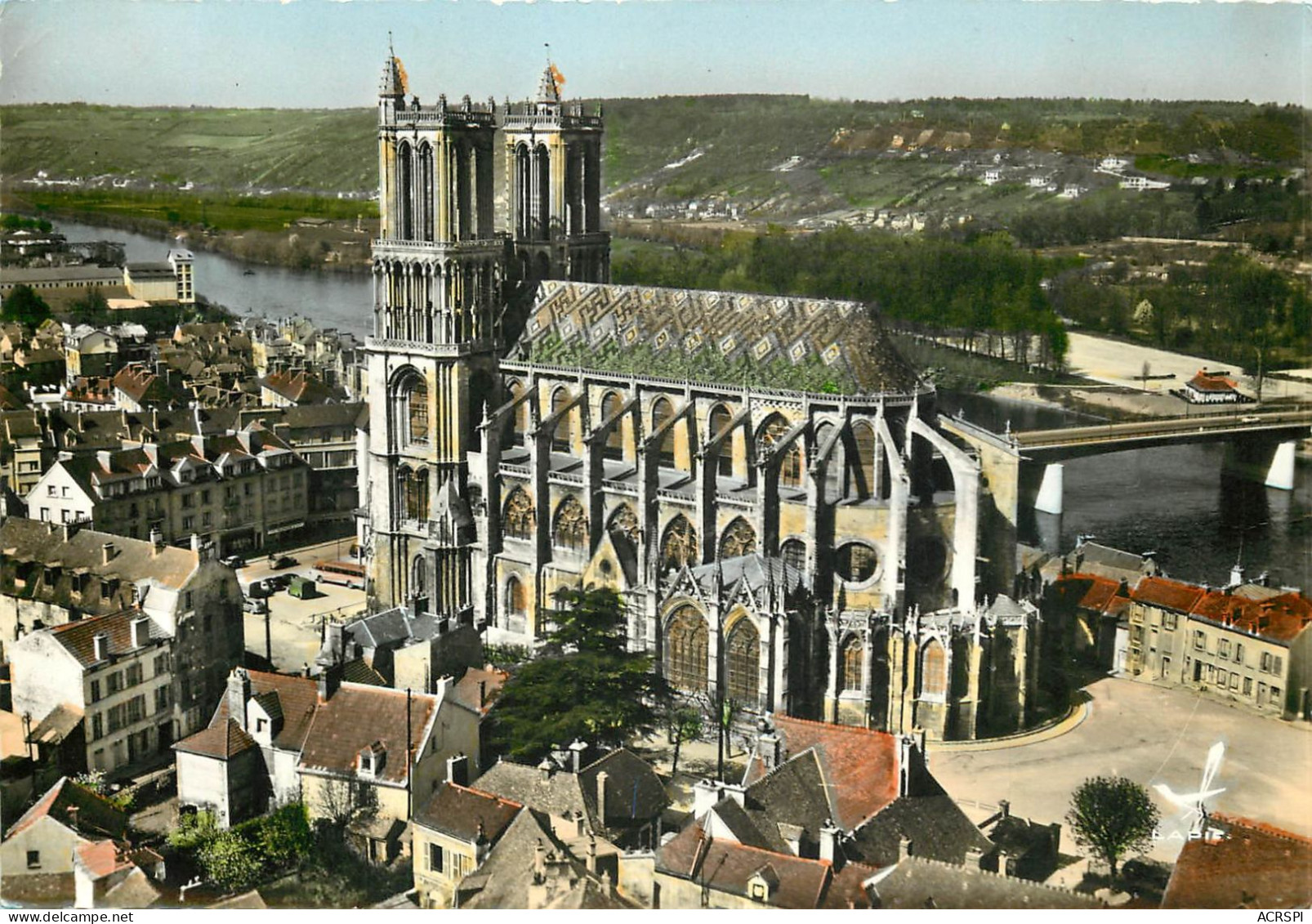 MANTES LA JOLIE La Cathedrale 31(scan Recto-verso) MC2451 - Mantes La Jolie