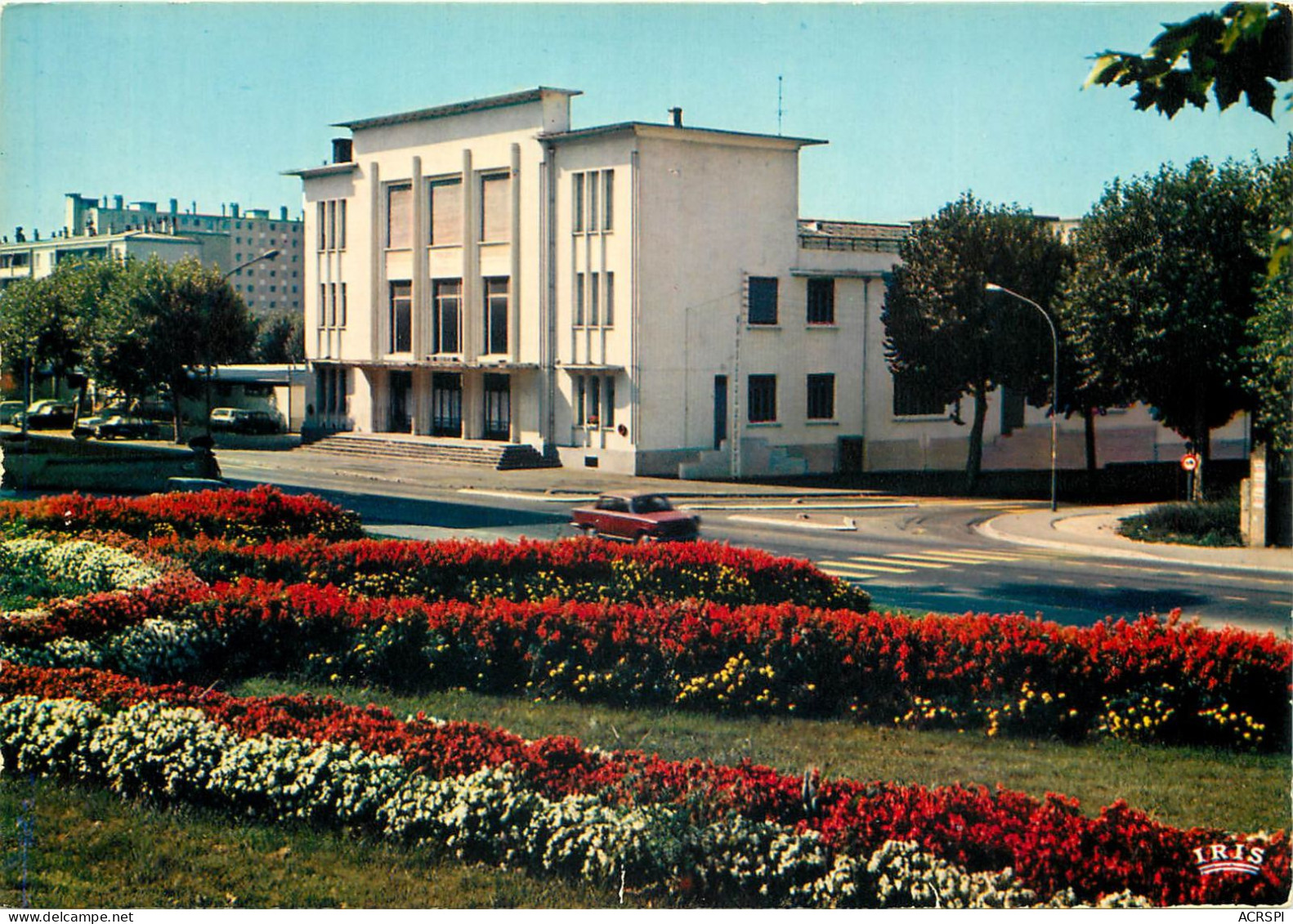 SAINT PRIEST La Maison Du Peuple Et Le Boulevard Francois Reymond 7(scan Recto-verso) MC2452 - Saint Priest