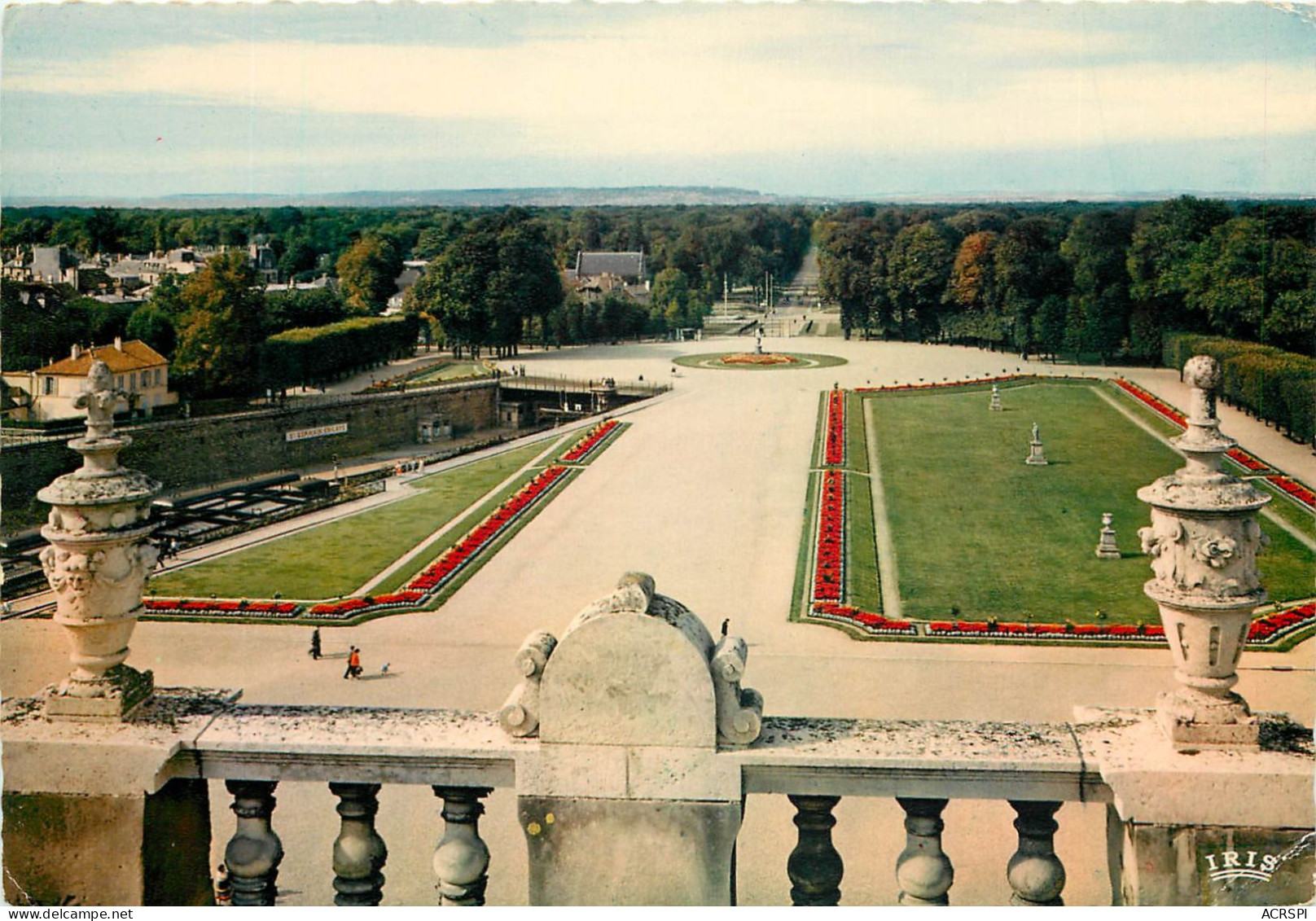 SAINT GERMAIN EN LAYE Le Parterrre Dessine Par Le Notre 8(scan Recto-verso) MC2449 - St. Germain En Laye