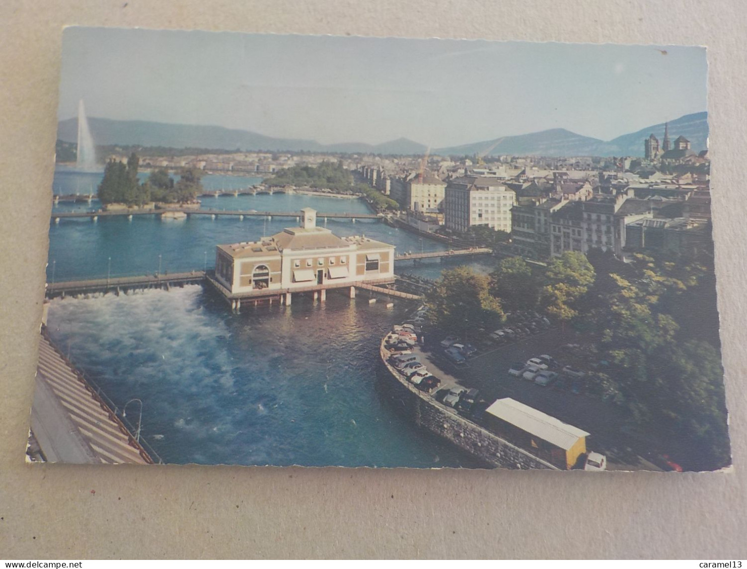 CPSM -  AU PLUS RAPIDE -  SUISSE - GENEVE - LES PONTS SUR LE RHONE    -  VOYAGEE  TIMBREE 1956 - FORMAT CPA - Genève