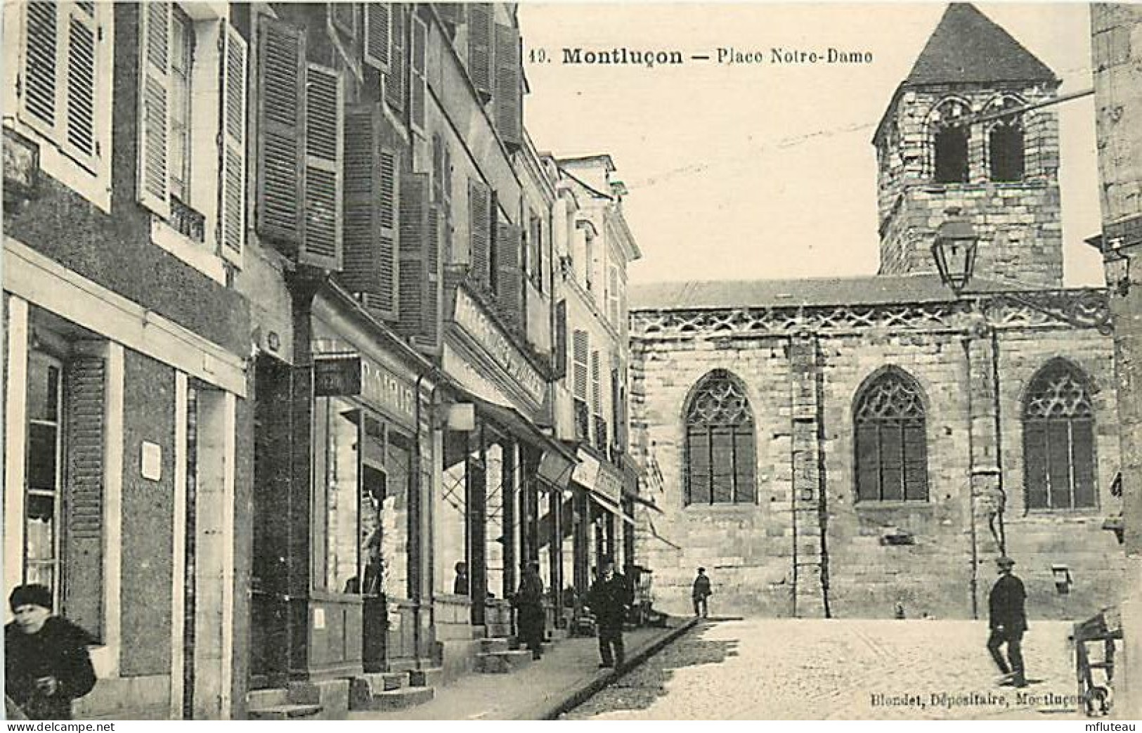 03* MONTLUCON    Place Notre Dame            MA99,0216 - Montlucon