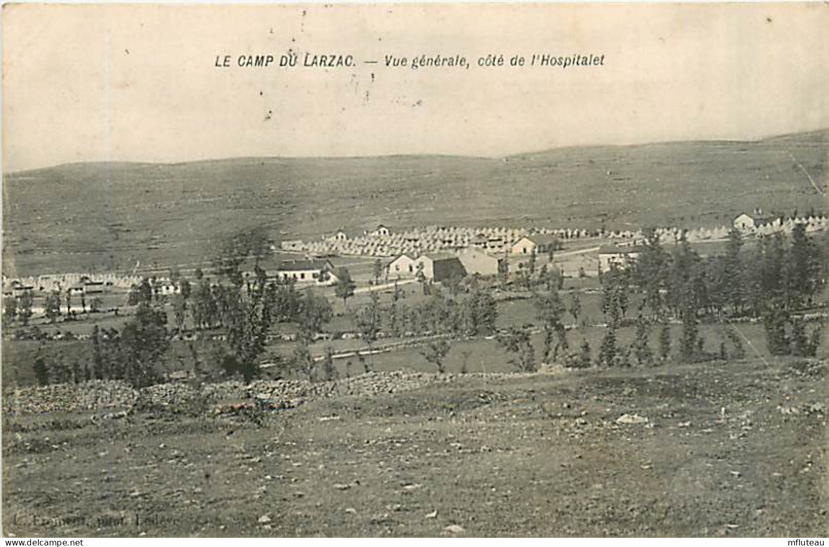 12* LE LARZAC  Multivues           MA99,0819 - Casernes