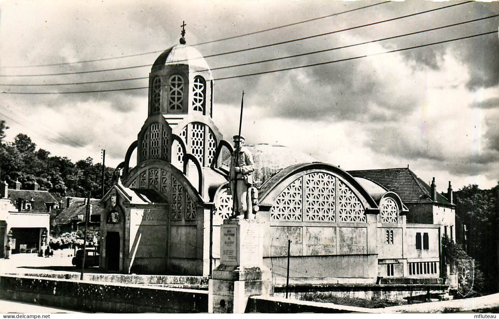 58* CLAMECY    Eglise Notre Dame De Bethleem  CPSM  (format 9x14cm)  RL25,1016 - Clamecy