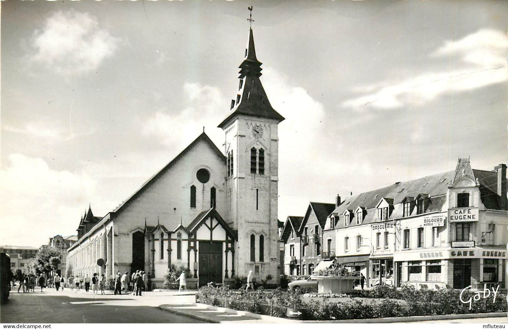 62* BERCK PLAGE     L Eglise  CPSM  (format 9x14cm)  RL25,2091 - Berck