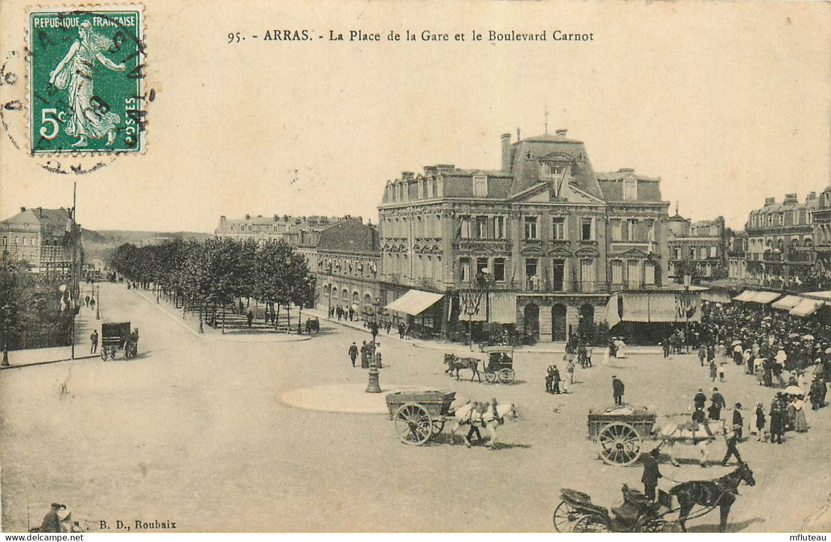 62* ARRAS  Place De La Gare    RL25,1923 - Arras