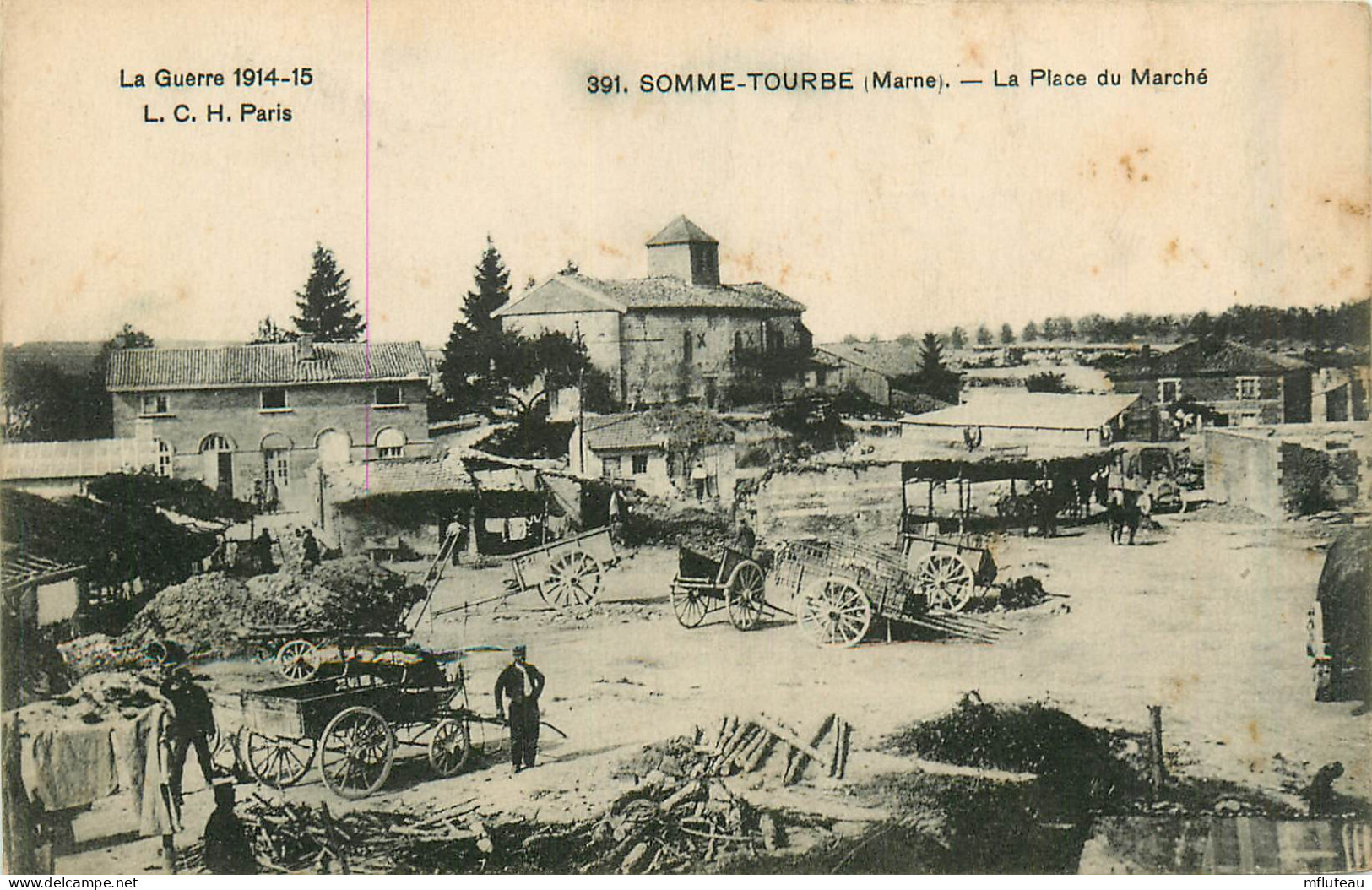 51* SOMME TOURBE  La Place Du Marche   WW1        RL37.0498 - Guerre 1914-18