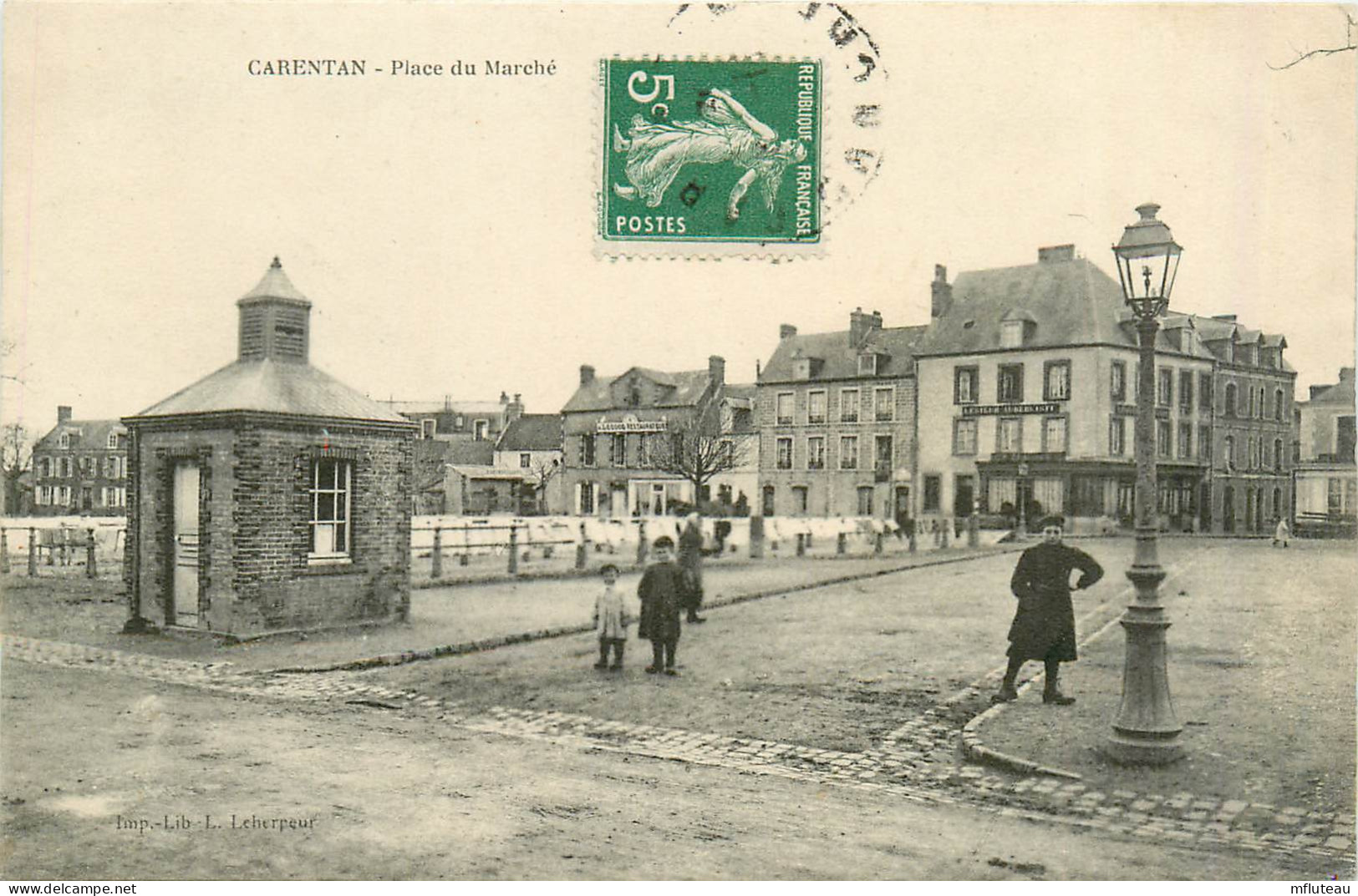 50* CARENTAN   Place Du Marche           RL37.0314 - Carentan