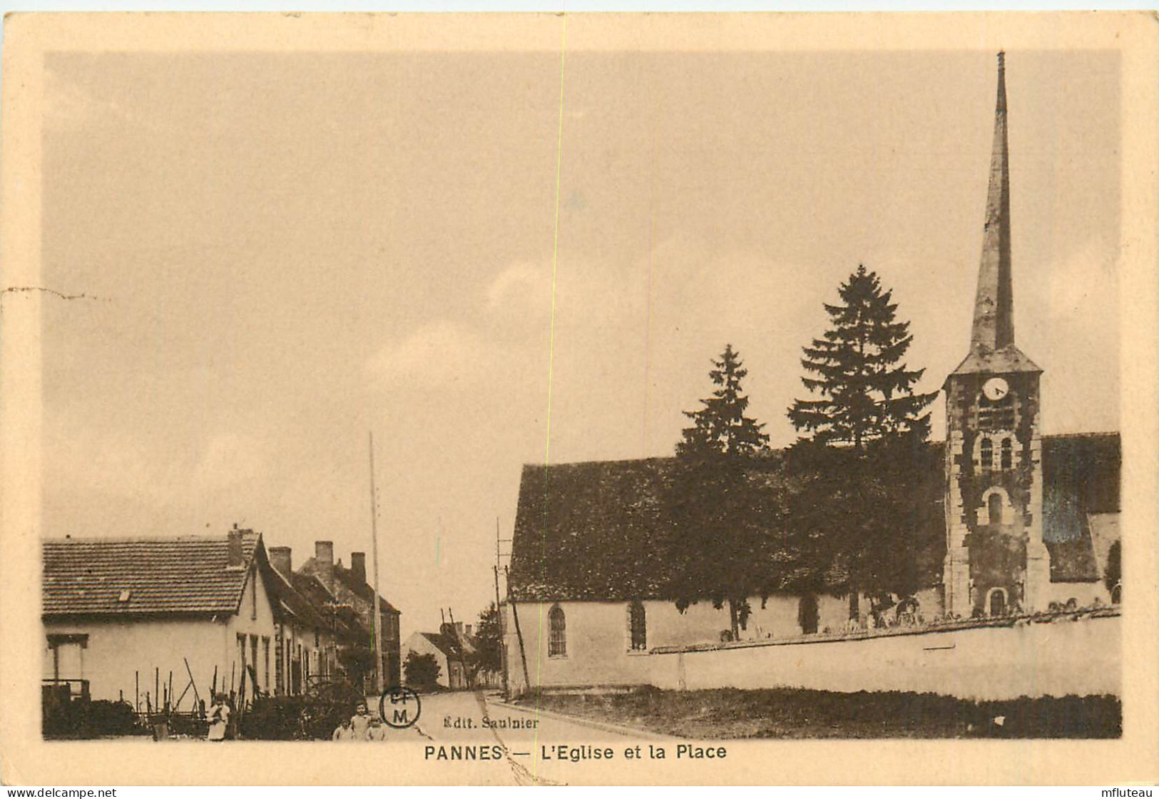 45* PANNES   L Eglise Et La Place          RL37.0066 - Autres & Non Classés