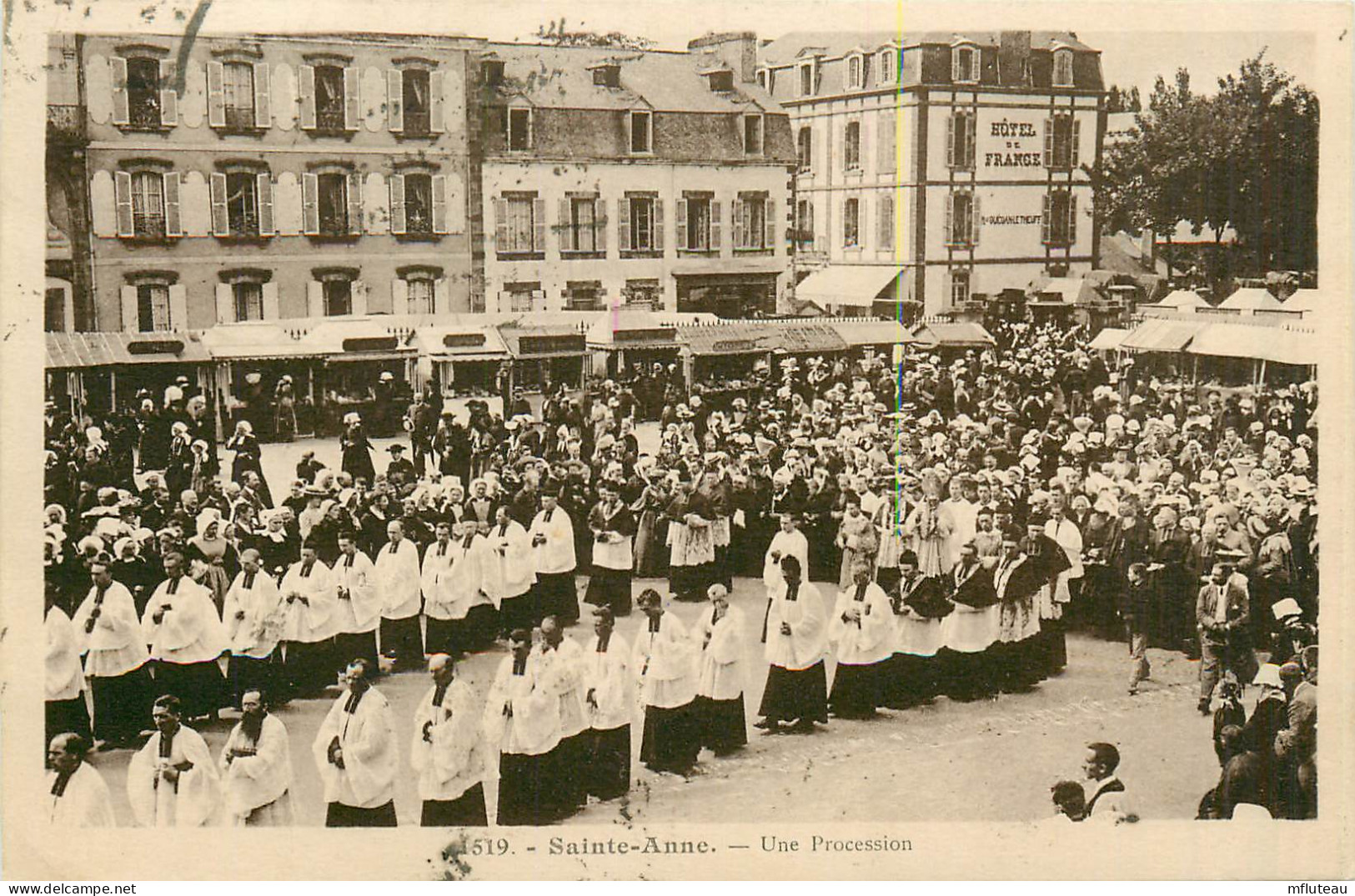 56* STE ANNE D AURAY Une Procession          RL37.0929 - Sainte Anne D'Auray