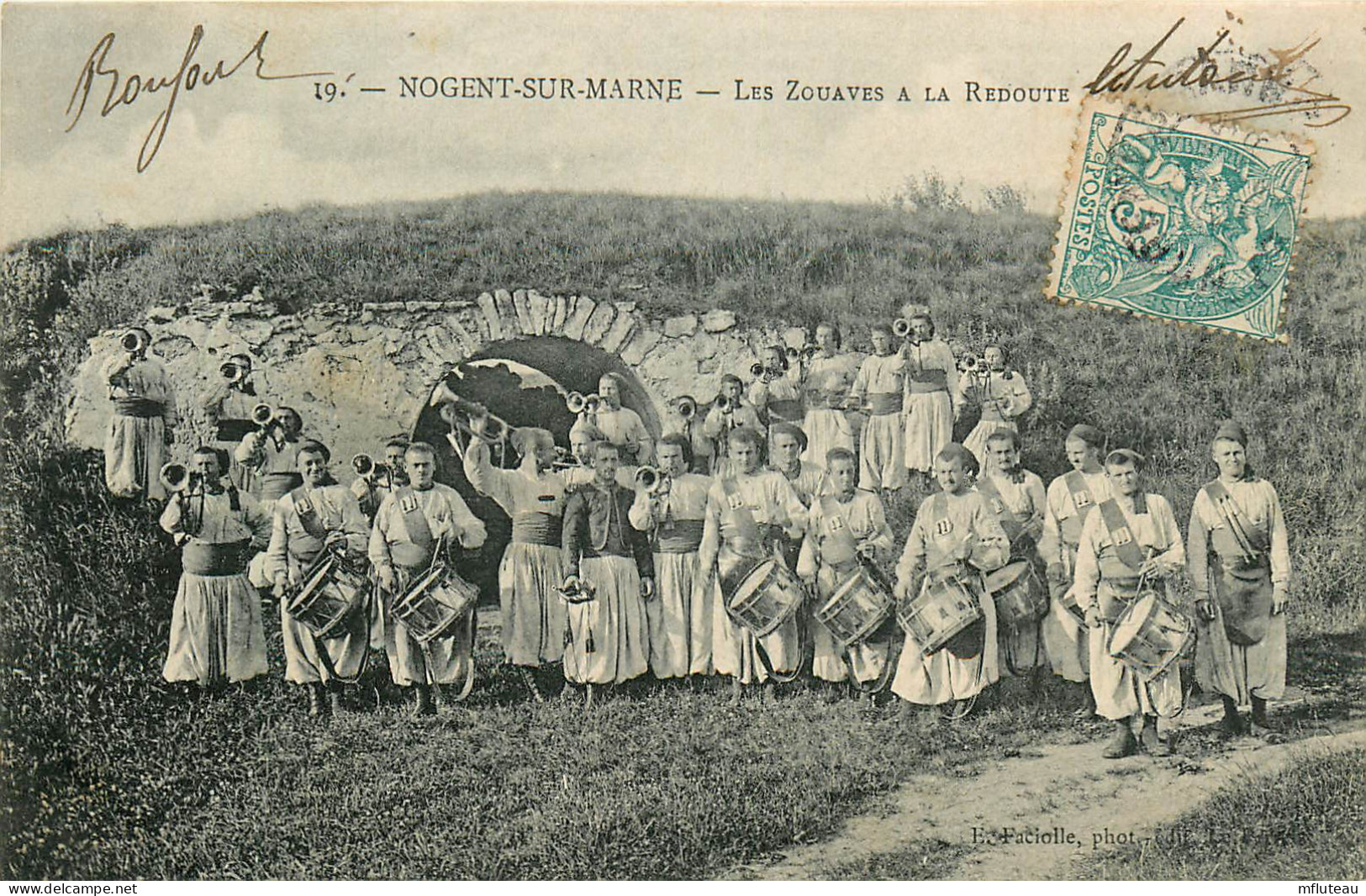 94* NOGENT S/MARNE  Les Zouaves A La Redoute     RL37.1280 - Régiments