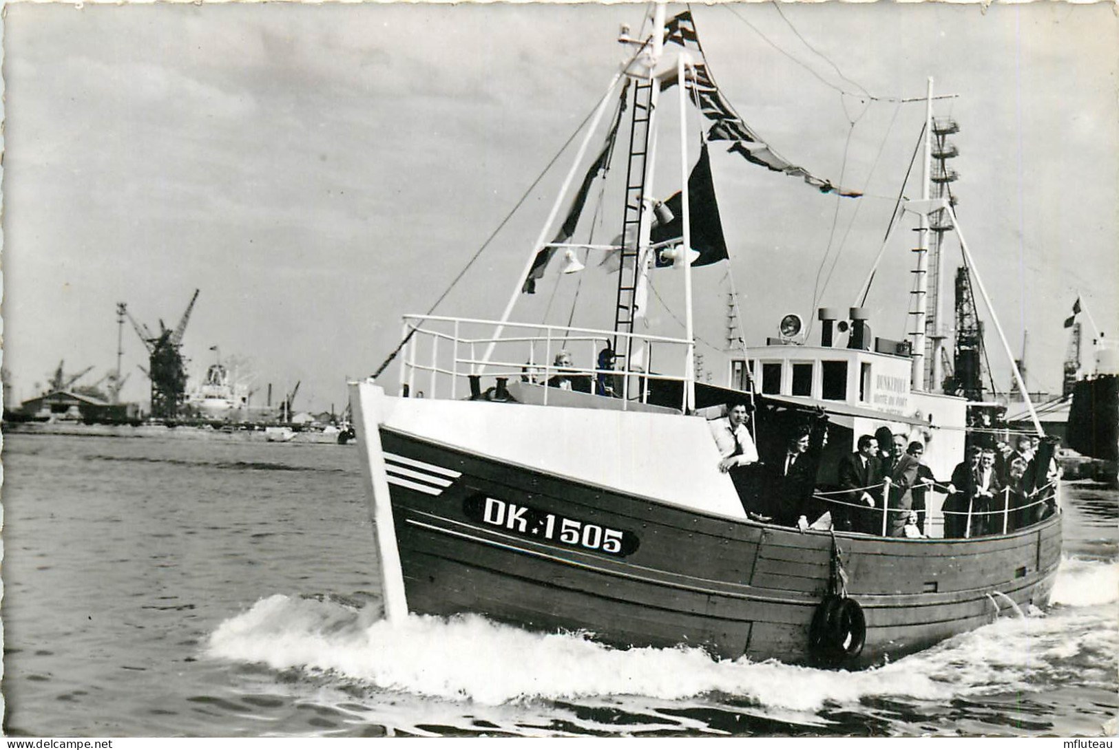 59* DUNKERQUE Visite Du Port En Bateau CPSM (9x14cm)  RL37.1232 - Dunkerque