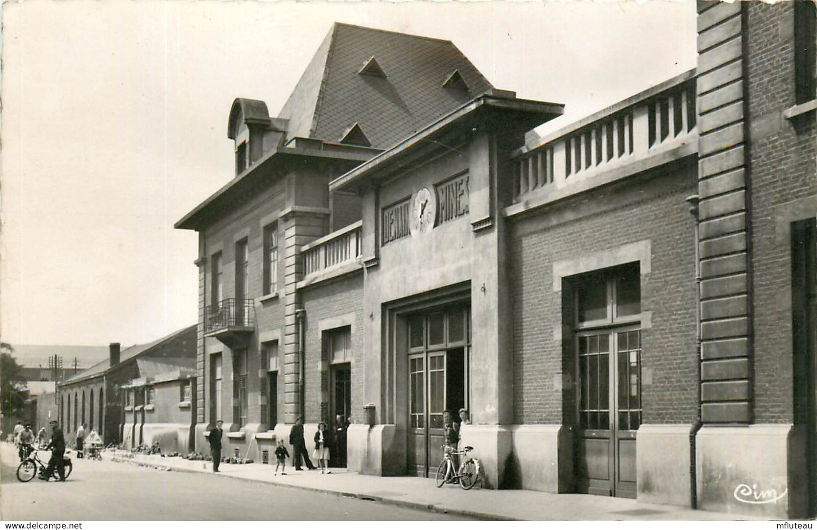 59* DENAIN  Gare Des Mines  CPSM (9x14cm)   RL37.1217 - Denain