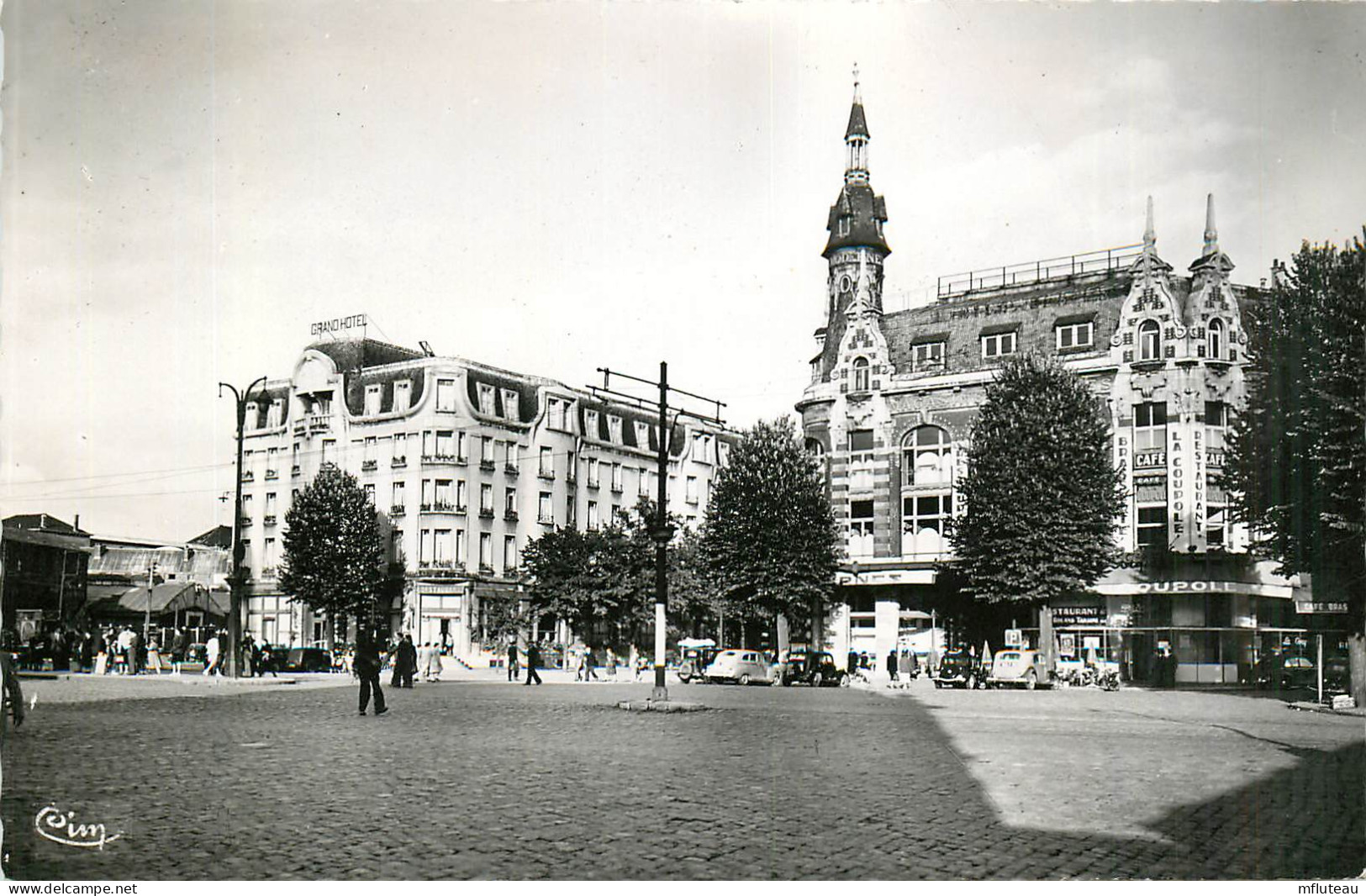 59* VALENCIENNES  Place De La Gare  CPSM (9x14cm)  RL37.1200 - Valenciennes