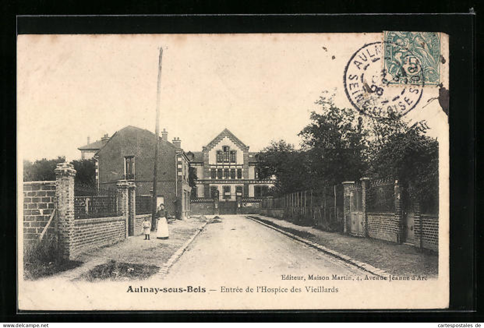 CPA Alnay-sous-Bois, Entree De L`Hospice Des Vieillards  - Other & Unclassified