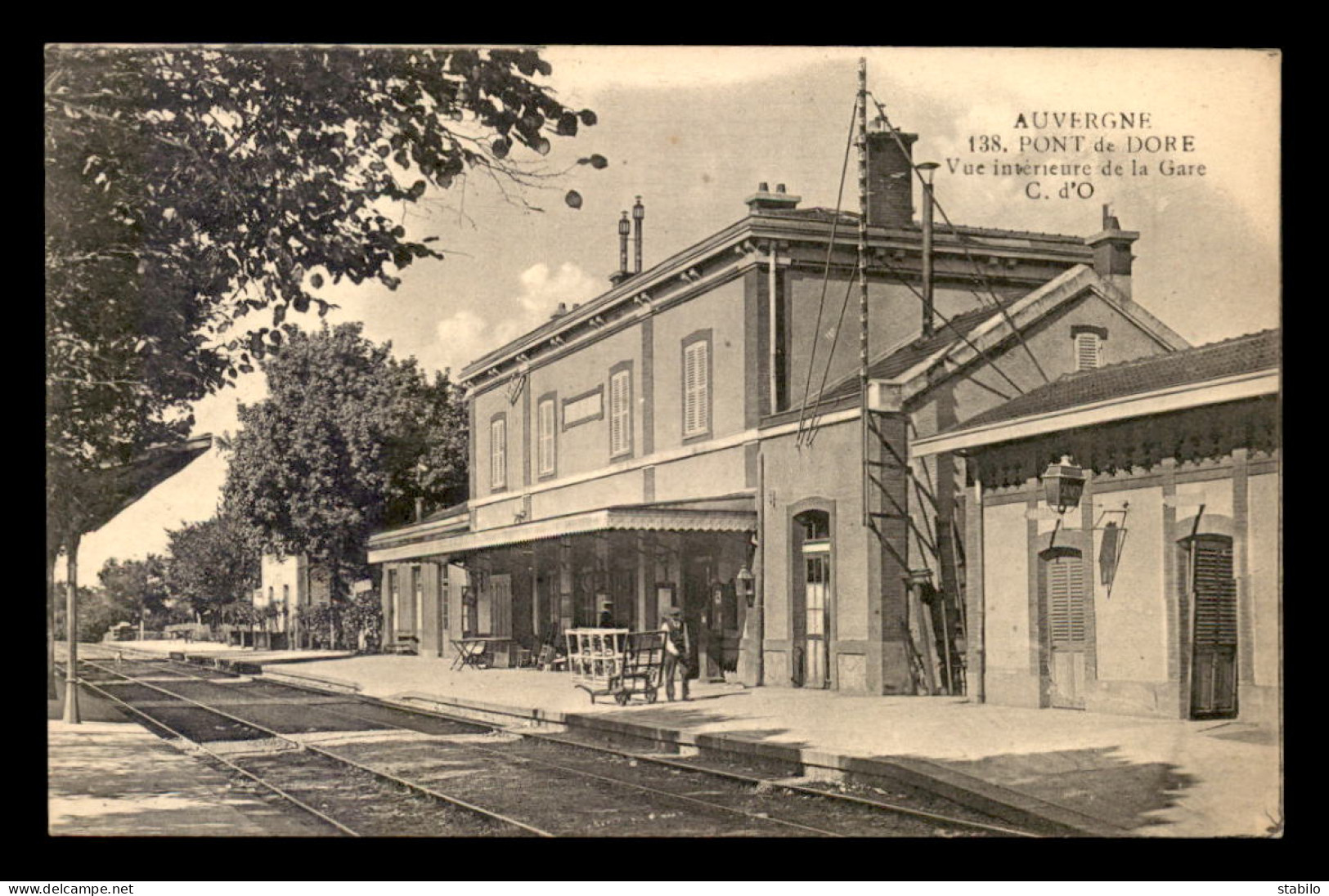 63 - PONT-DE-DORE - LES QUAIS DE LA GARE DE CHEMIN DE FER - Autres & Non Classés