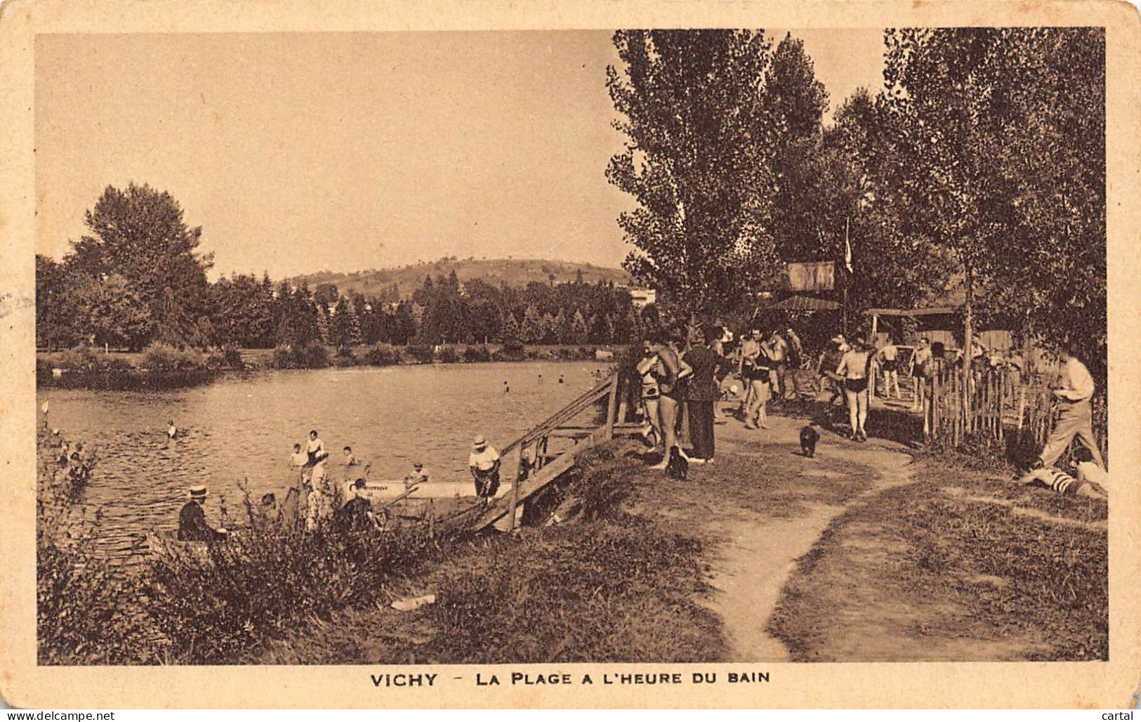 03 - VICHY - La Plage à L'heure Du Bain - Vichy