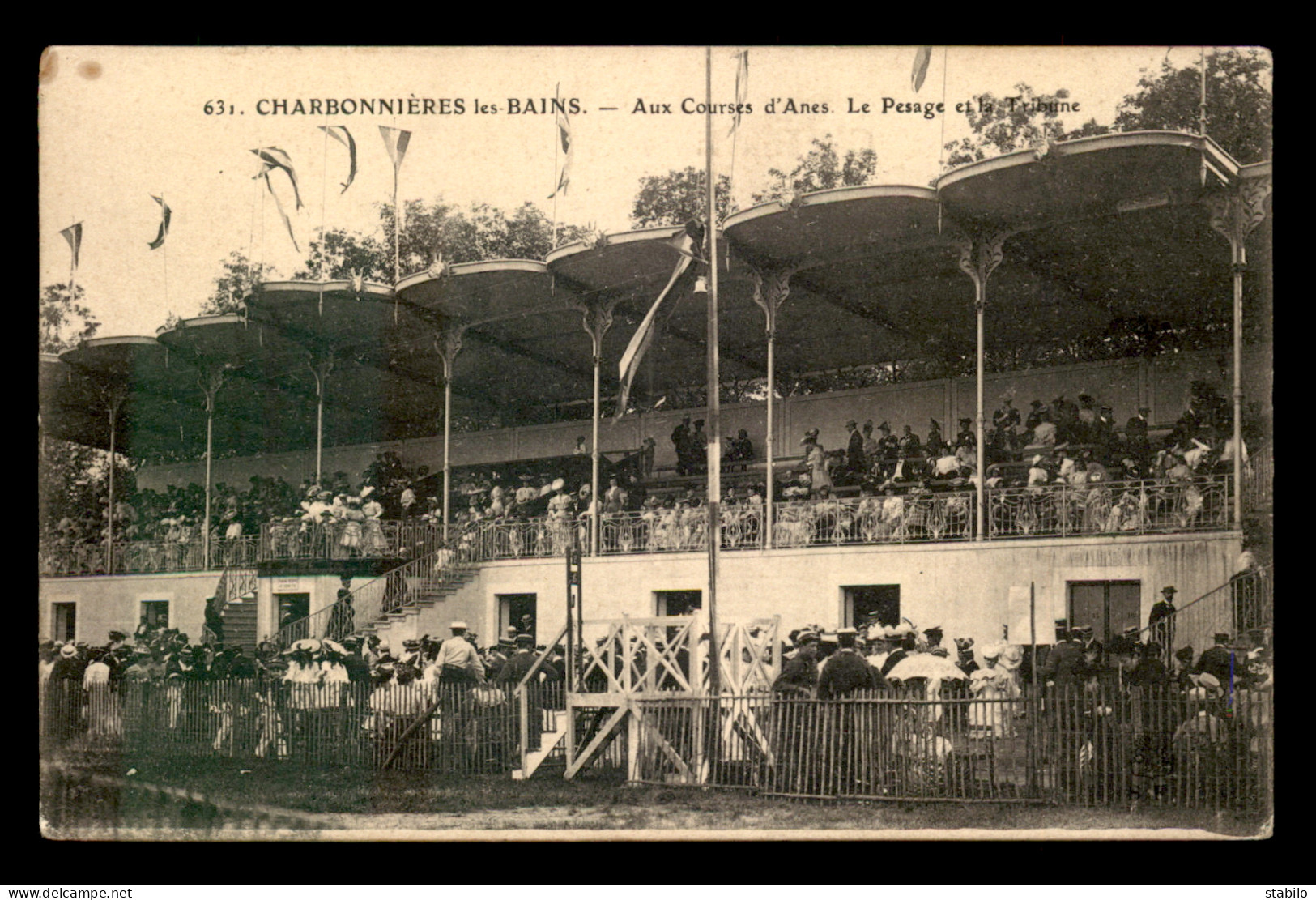 69 - CHARBONNIERES-LES-BAINS - COURSES D'ANES - LE PESAGE ET LA TRIBUNE - Charbonniere Les Bains