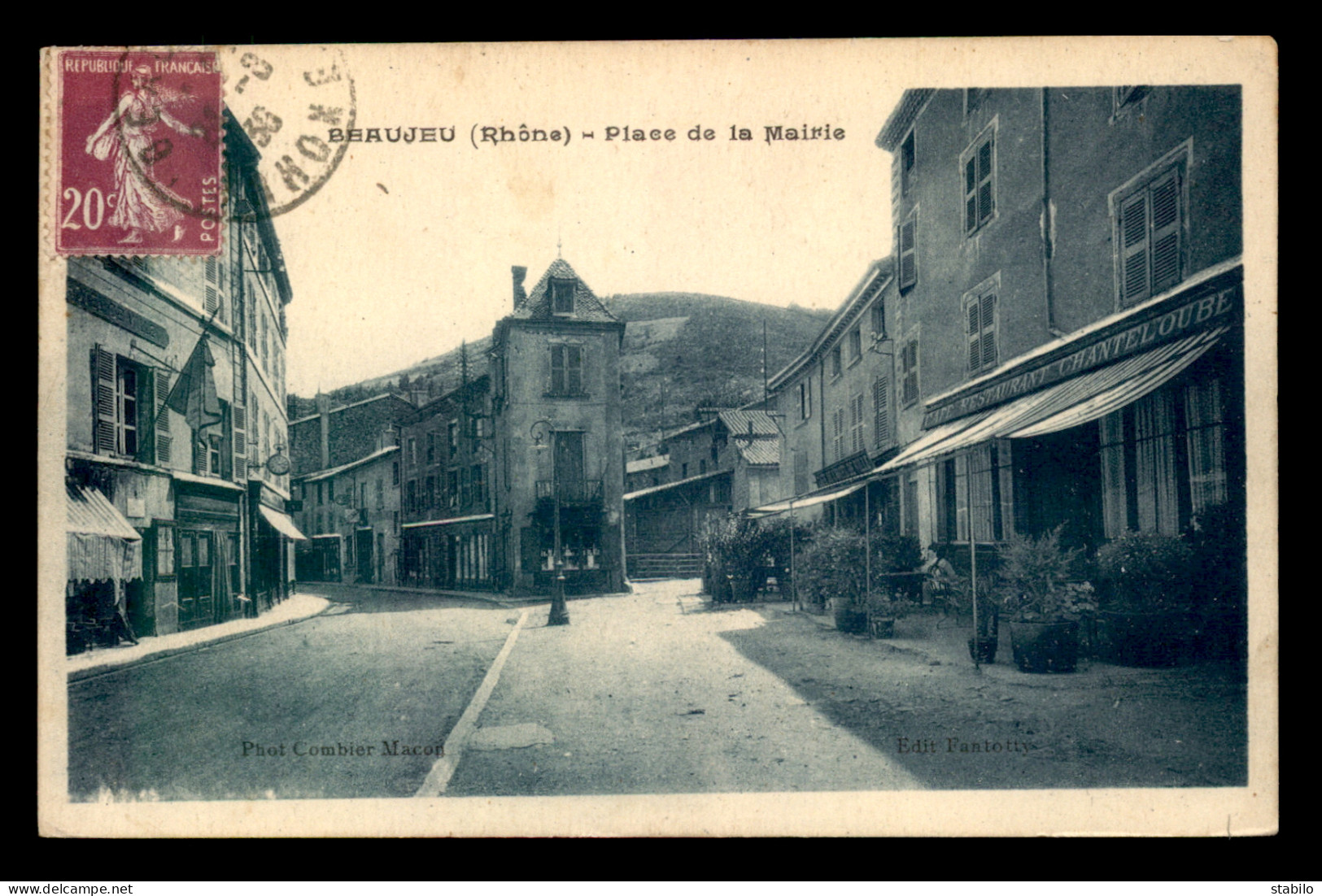 69 - BEAUJEU - PLACE DE LA MAIRIE - CAFE CHANTELOUBE - Beaujeu