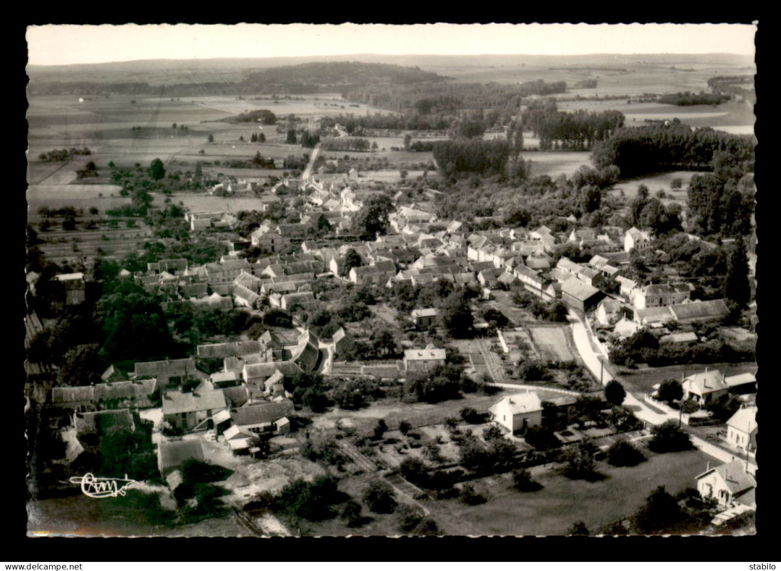 77 - THOURY-FEROTTES - VUE AERIENNE - Other & Unclassified