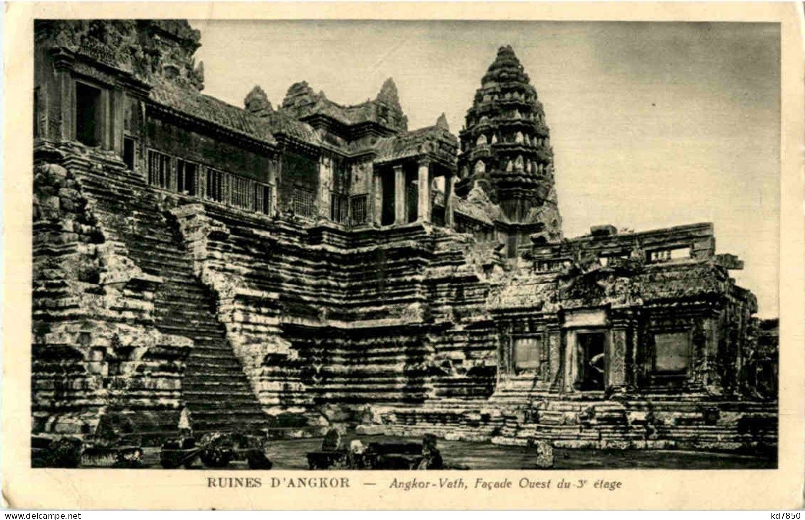 Runes D Angkor - Camboya