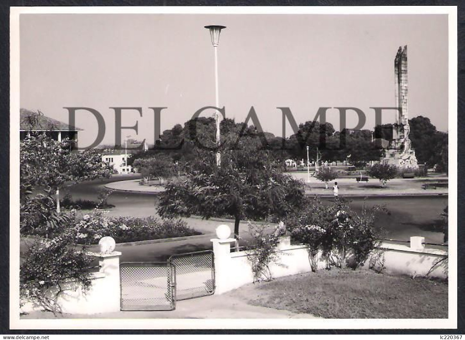 LOT W/23 REAL PHOTOS PORTUGAL GUINÉ GUINEA - DIVERSAS VISTAS DA CIDADE DE BOLAMA E DE DIVERSAS ACTIVIDADES - 1960'S - Afrique