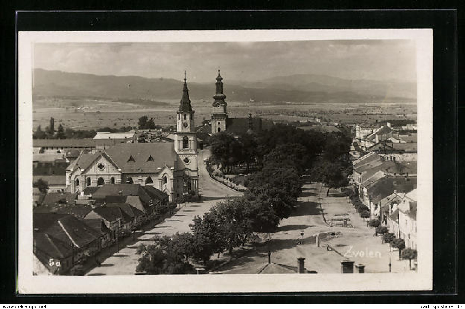 AK Zvolen, Strassenpartie Mit Kirche  - Slowakije