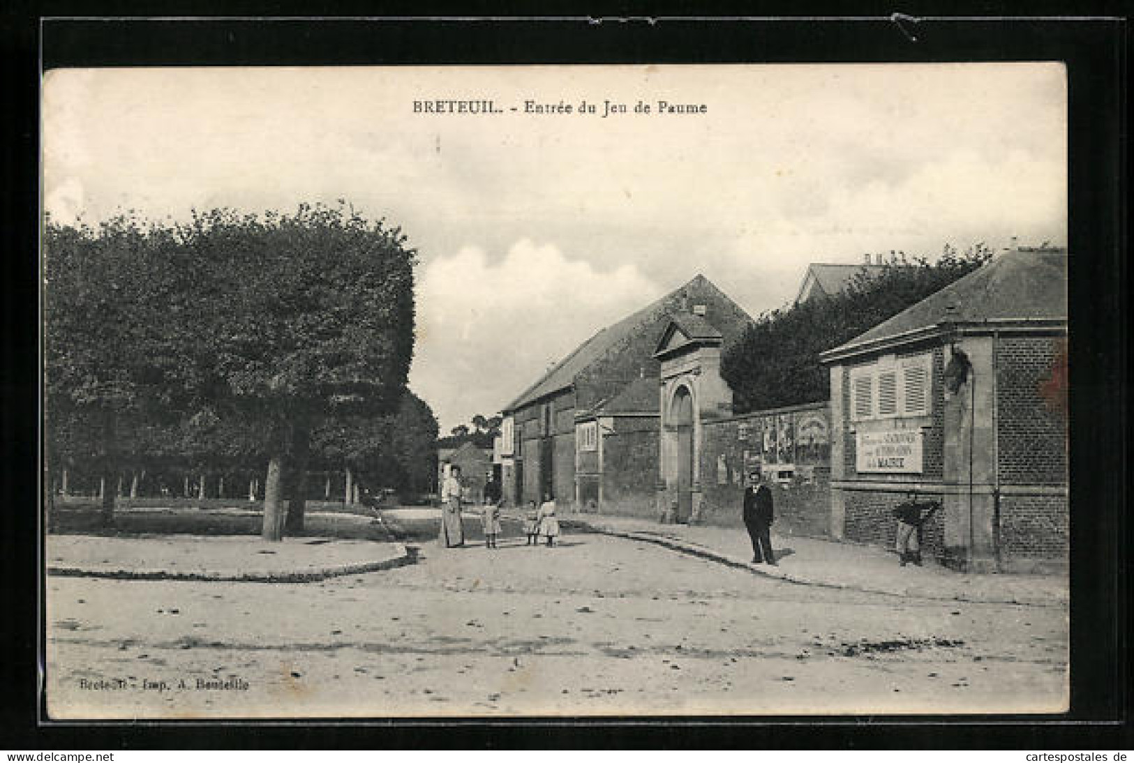 CPA Breteuil, Entrée Du Jeu De Paume  - Breteuil