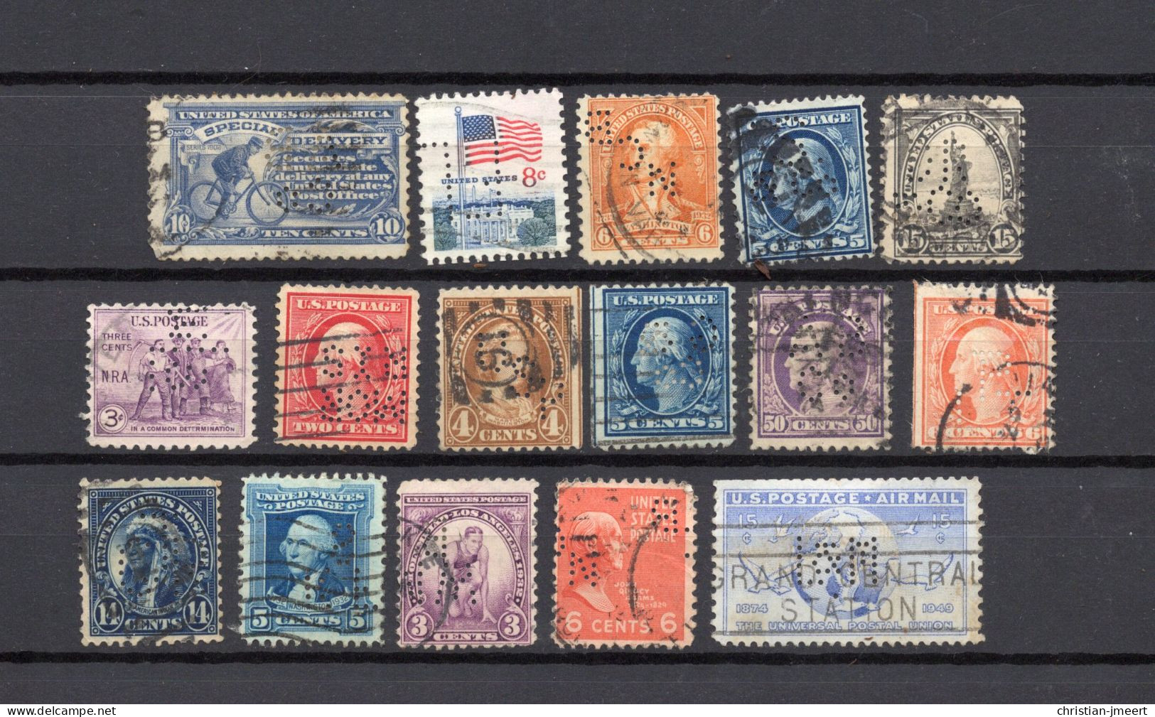 Perfins  Perforés USA  16 Timbres - Zähnungen (Perfins)