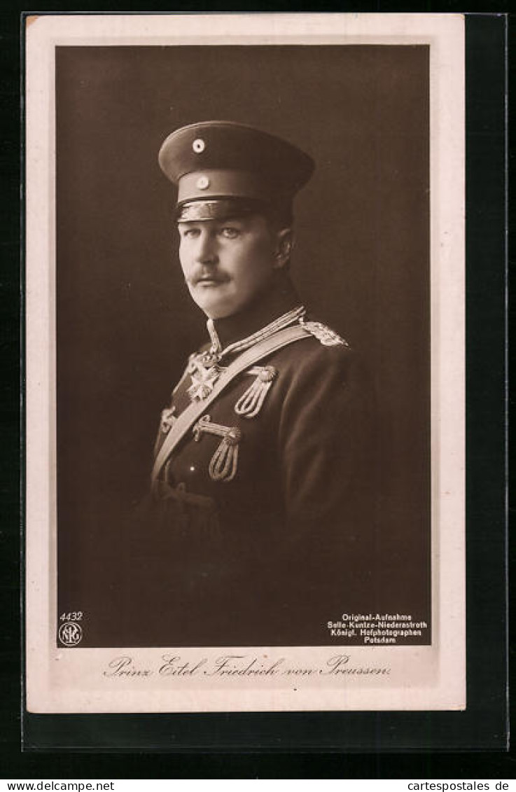 AK Prinz Eitel Friedrich Von Preussen In Uniform  - Royal Families