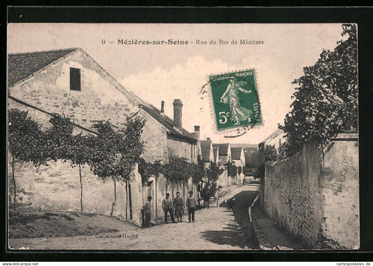 CPA Mézières-sur-Seine, Rue Du Bas De Mézières  - Autres & Non Classés