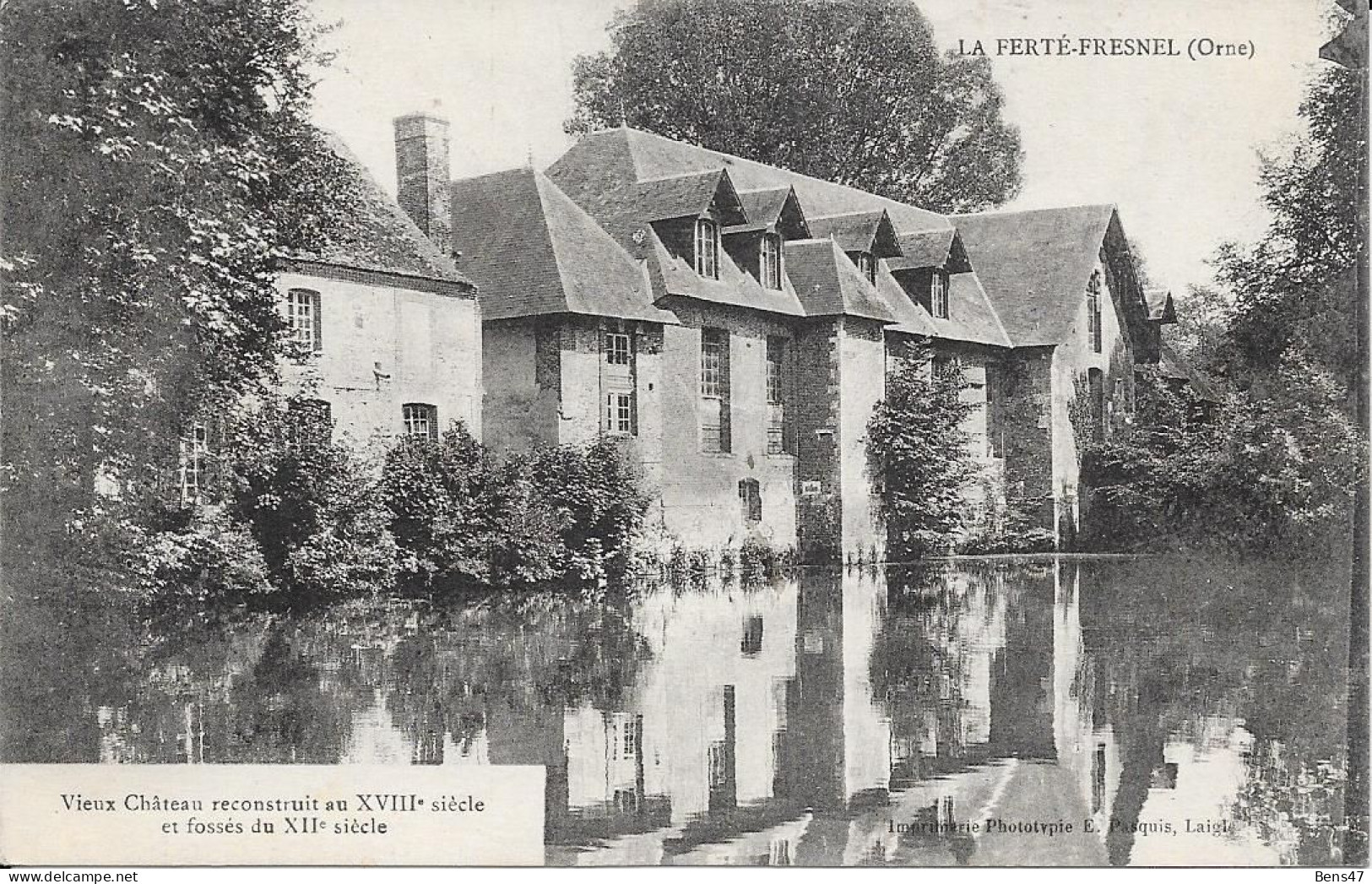 61 La Ferté Fresnel Vieux Chateau - La Ferte Mace