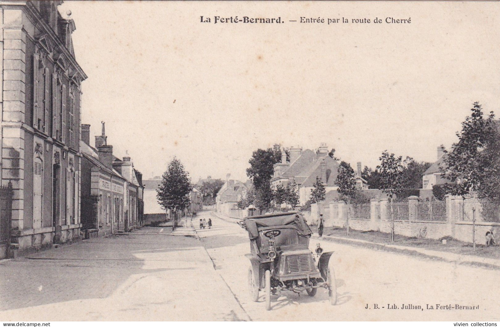 La Ferte Bernard (72 Sarthe) Entrée Par La Route De Cherré - édit. Librairie Julien - La Ferte Bernard